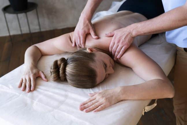 regaseste-ti-echilibrul-cu-un-masaj-terapeutic-o-calatorie-spre-relaxare-si-sanatate
