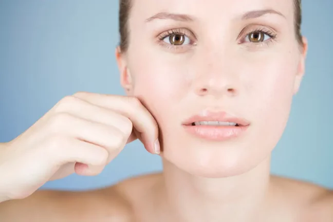 Bariera cutanată: rol, factori de risc și strategii de protecție în sezonul rece