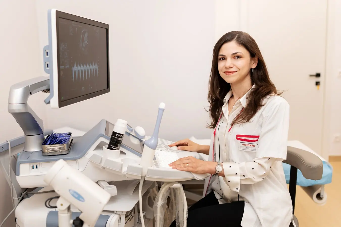 Dr. Mihaela Amza