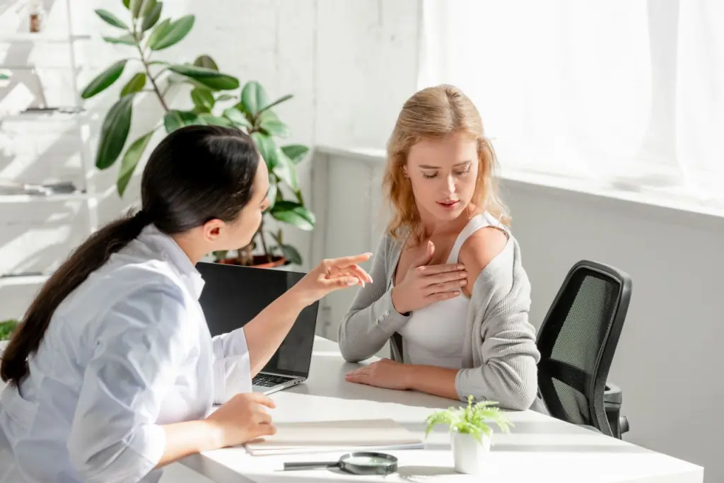 Consultații și control dermatologie adulți sector 3